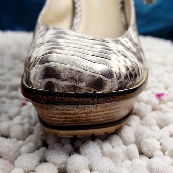 DONALD J PLINER STYLE# LISA SNAKE SKIN PLATFORM SLINGBACK WOMAN'S SIZE 10.☆SEXY☆ - Picture 4 of 16